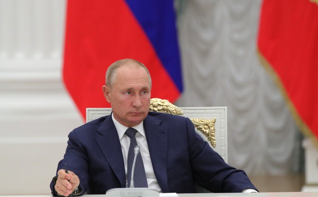 Президент решил запретить проверки малого бизнеса до конца 2021 года