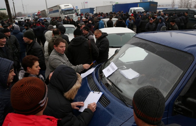 Росавтодор призвал дальнобойщиков не митинговать Росавтодор призвал дальнобойщиков не митинговать