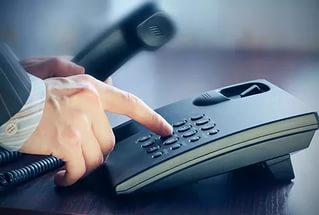 Учителям могут предложить анонимно сообщать о задержке зарплаты