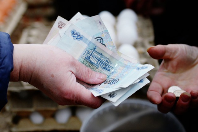 Депутаты вновь хотят повысить МРОТ Депутаты вновь хотят повысить МРОТ