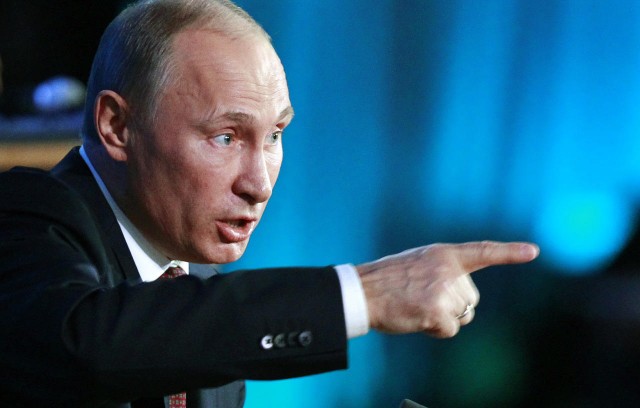 Путин не забывает о бюджетниках