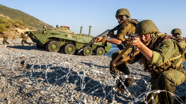 Минобороны взыщет с военных компенсацию за испорченную технику частями