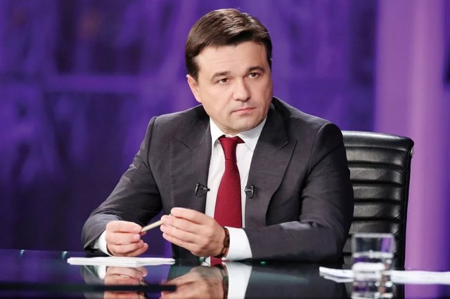 Бюджетникам Подмосковья зарплаты увеличат дважды