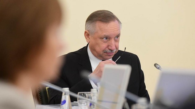 Лишил себя премии Лишил себя премии