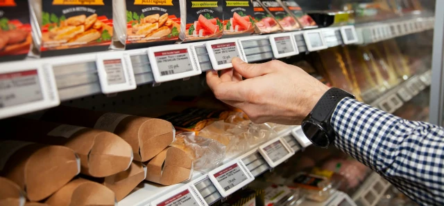 Сезонное снижение цен в России: что за ним стоит?