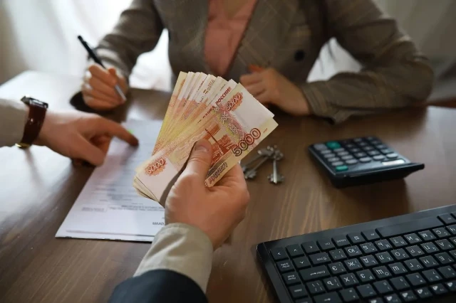 В Госдуме хотят ввести ежеквартальную индексацию зарплат